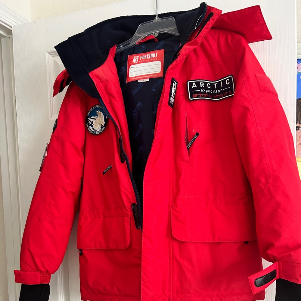 Arctic stylish parka, great for the very cold weather.